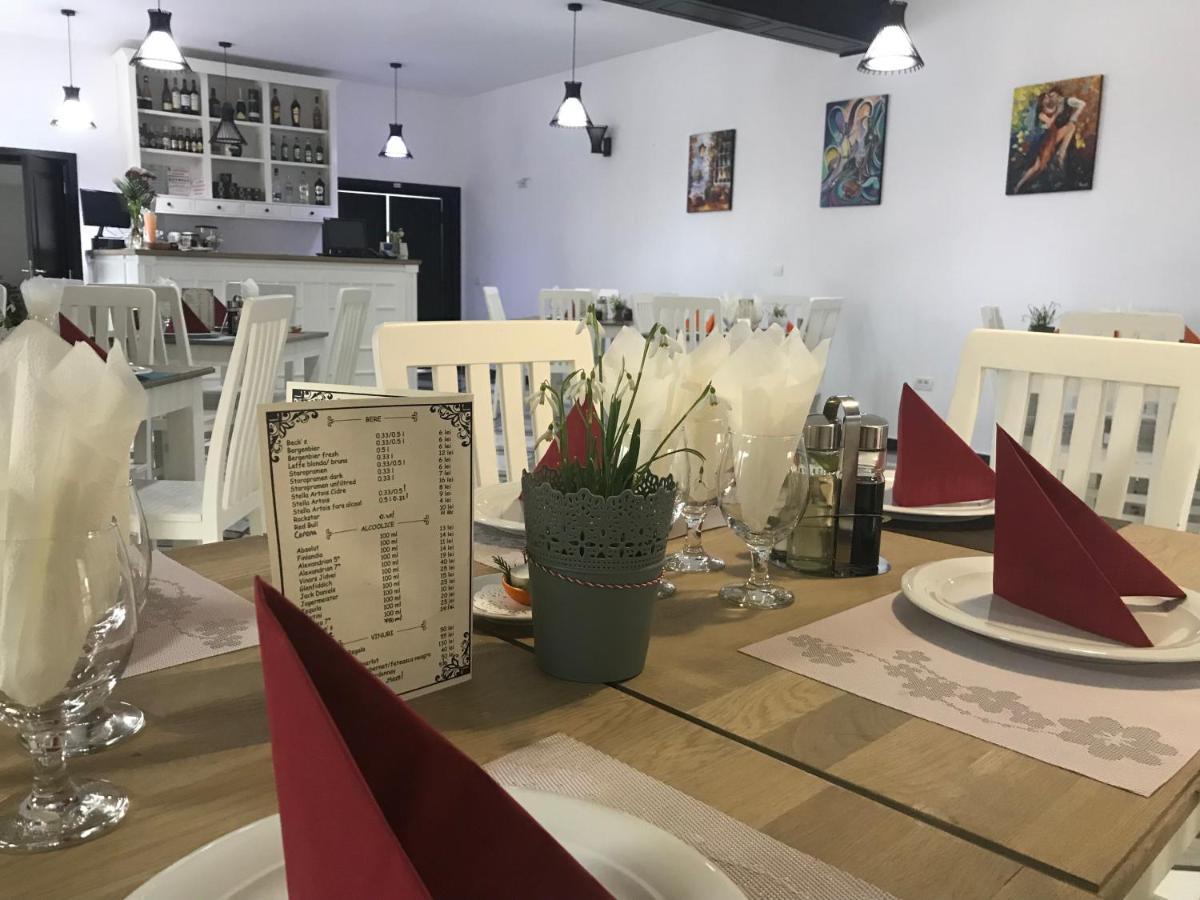 Pensiunea Edelweiss Voineasa Esterno foto